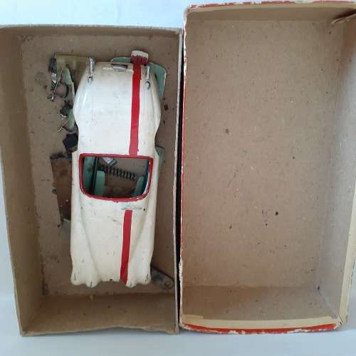 Highway Pioneers Jaguar XK120 Plastic Kit Boxed