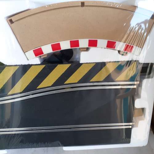 Scalextric Sport C8309 Hairpin and Side Swipe Pack Mint Boxed including Audi TT Car