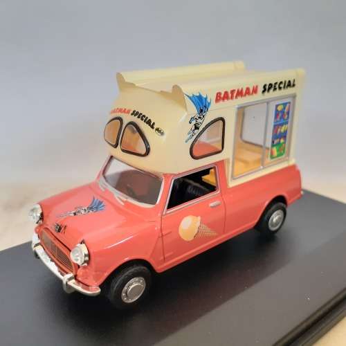 Oxford Die Cast Ltd Edition Mini Ice Cream Van Batman Special Mint Boxed