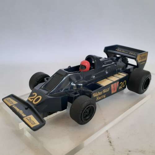 Scalextric C133 Wolf WR5 Formula 1