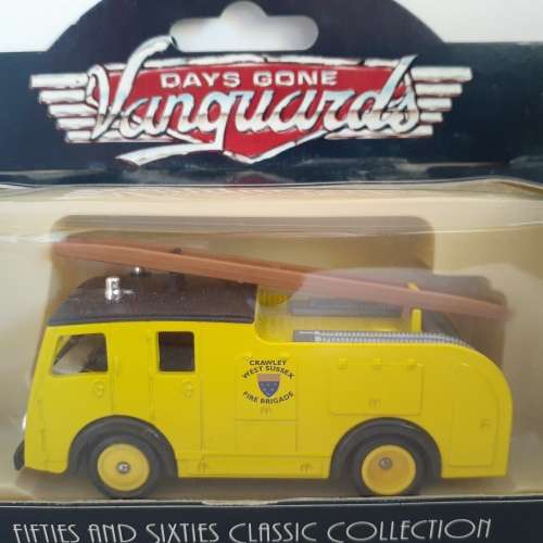 Lledo 60003 Days Gone Vanguards F8 Fire Engine West Sussex Fire Brigade Mint Boxed