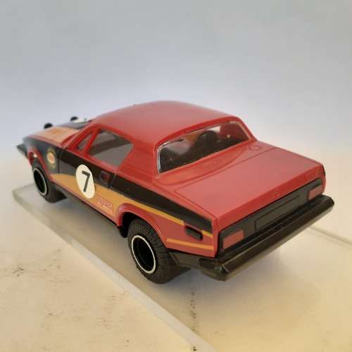 Scalextric C113 Triumph TR7