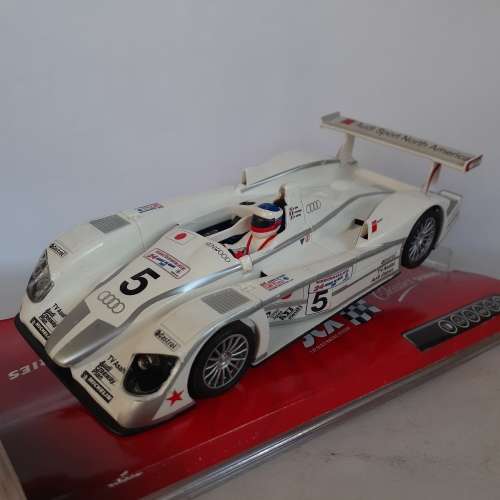 SCX Audi R8 LMP 24hour Le Mans 2002 Boxed