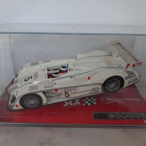 SCX Audi R8 LMP 24hour Le Mans 2002 Boxed