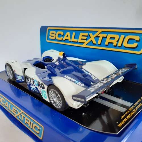Scalextric C2483 MG Lola LMP Thetford Boxed
