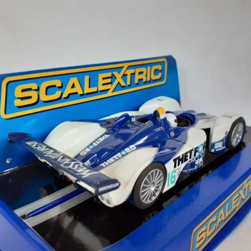 Scalextric C2483 MG Lola LMP Thetford Boxed