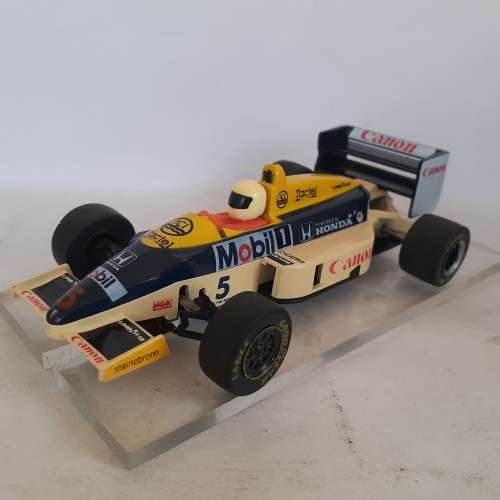 YEAR END STOCK CLEARANCE SALE! Scalextric C374 Williams FW11 Formula 1 No.5 Nigel Mansell