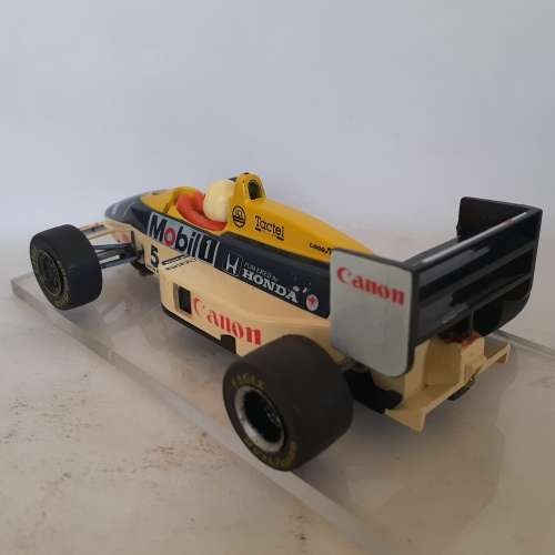 YEAR END STOCK CLEARANCE SALE! Scalextric C374 Williams FW11 Formula 1 No.5 Nigel Mansell