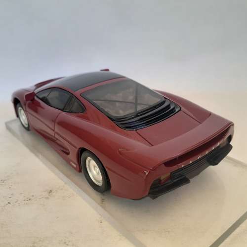 Scalextric C230 Jaguar XJ220