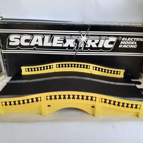 Scalextric Classic Track C248 Hump Bridge Boxed