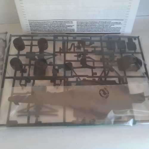 Revell McLaren Mercedes MP4/12 1/24th Scale Model Kit Mint Boxed