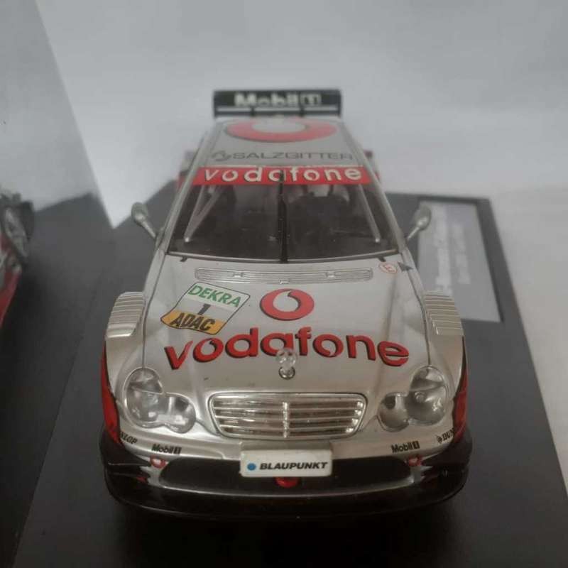 Carrera Evolution 25747 Mercedes C-Klasse DTM Vodafone Boxed