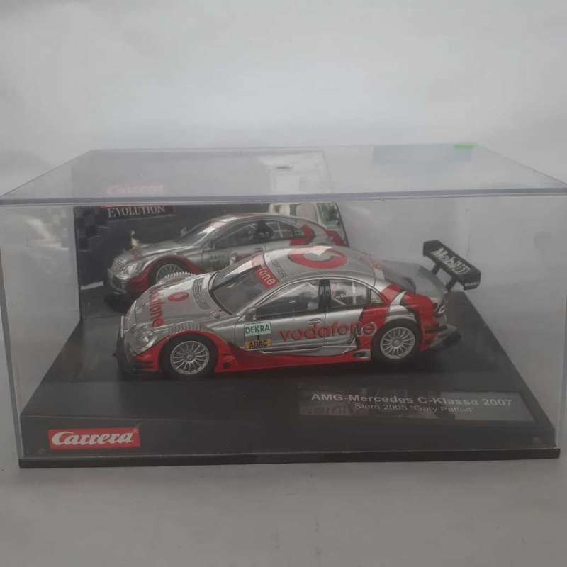 Carrera Evolution 25747 Mercedes C-Klasse DTM Vodafone Boxed