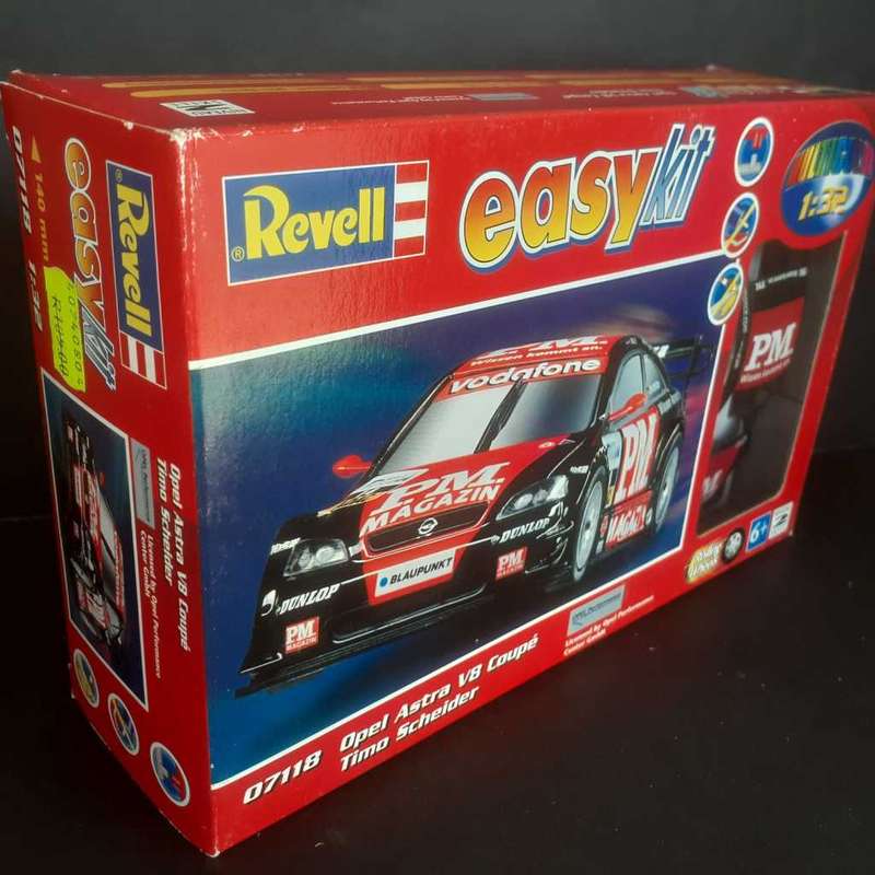 Revell Easy Kit 7118 Opel Astra V8 CoupeTimo Scheider Mint Boxed