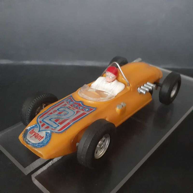 Scalextric Tri-ang C80 Offenhauser Rear Engine Made in Hong Kong