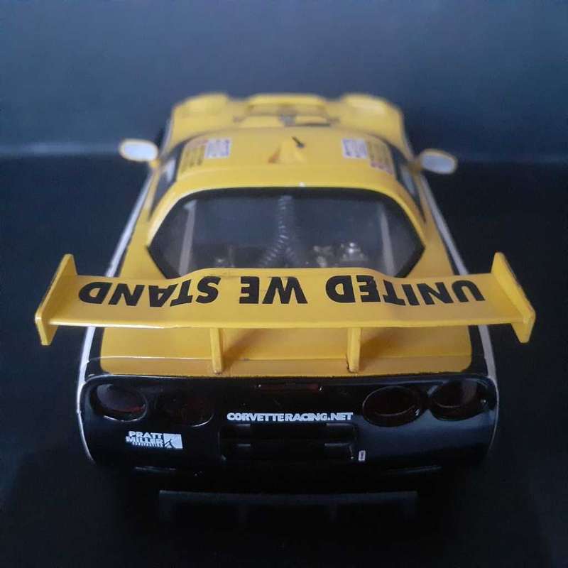 Fly A122 Corvette C5R 24hour Le Mans 2000 Boxed