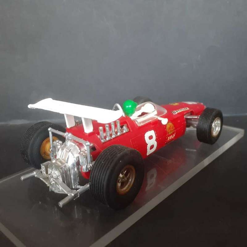 Scalextric C9 Ferrari V8 F1