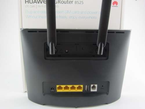 HUAWEI B525 WIRELESS ROUTER 4G/5G  WITH BATTERY BACKUP