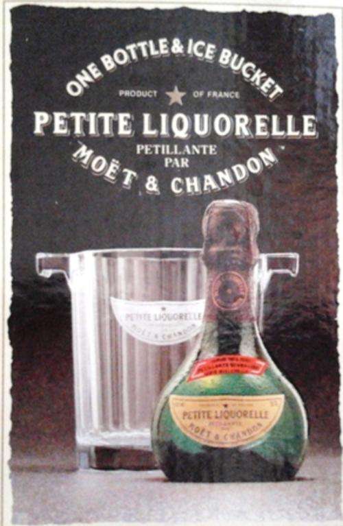 MOET & CHANDON. PETITE LIQUORELLE PETILANTE PAR. ONE 200ML BOTTLE & ICE BUCKET.