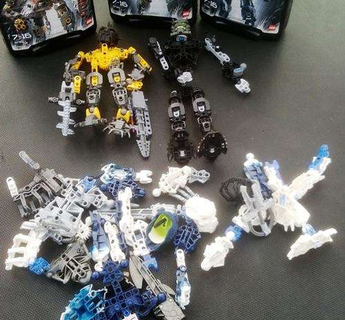 3 x Sets of LEGO BIONICLE INIKA Action figures. THE SETS ARE INCOMPLETE