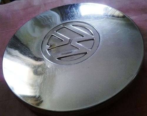 Original, Vintage Chromed metal VW CentreCap. 15cm Outside diameter. See pics