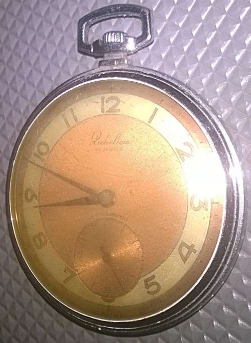 Vintage, Swiss Made RICHELIEU Brand, Open Face pocket Watch. Working condition