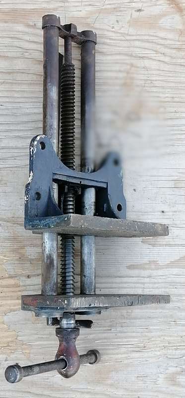 Vintage Record 52 & 1/2 Bench Woodworking Vice.