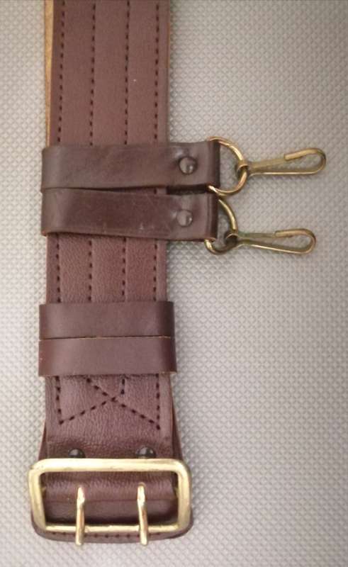 Vintage Soviet Military Genuine Leather Belt with Brass Buckle. 101cm Length x 5cm Width.