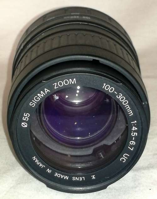 Sigma Zoom 100 - 300mm. 4,5 - 6,7. Minolta A Mount. Read description