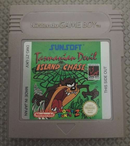 Original Nintendo GameBoy Bundle. Console with 5 Games
