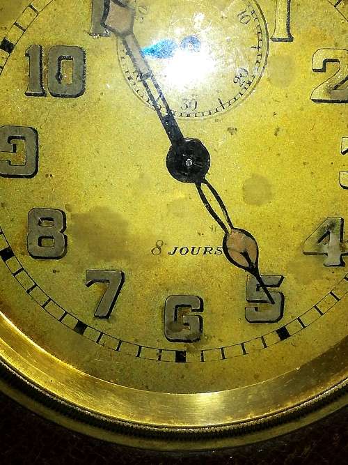 Vintage French 8 Jours Travel Clock in Leather case. Working condition