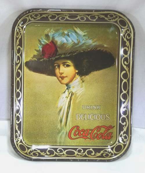 Vintage Coca Cola Tray. 33,4cm x 27cm