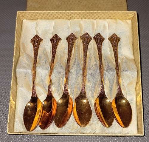 Eetrite 24 Carat Gold Plated Fleur Design Teaspoons.