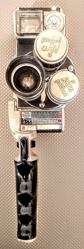 Vintage Bolex D8L 8 mm `Double Run` Film Movie Camera with Pistol Grip. In working condition