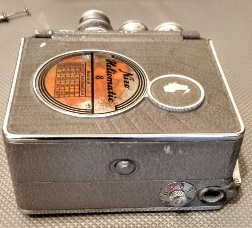 Vintage Nizo Heliomatic 2x8mm Model S2R Cine Camera West Germany in working condition