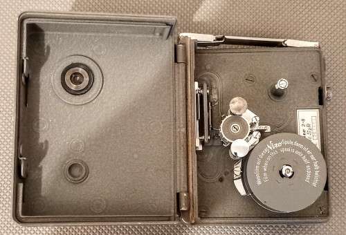 Vintage Nizo Heliomatic 2x8mm Model S2R Cine Camera West Germany in working condition