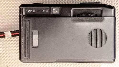 Halina Sensor Flash 180, 35mm Film Camera.  Read Description