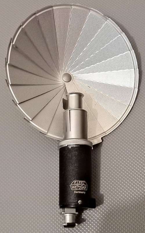 E. Leitz Wetzlar Vintage Camera Flash as per Pictures