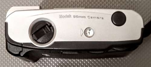 Kodak EC100 35mm Film Camera in Working Condition