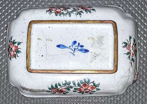 Vintage Chinese Cloisonne Pin Tray. Small Size. 9,5cm x 6,5cm