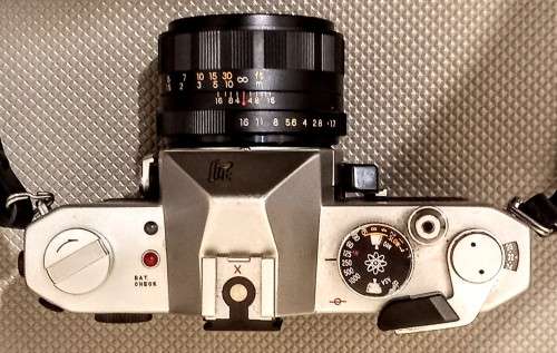 Yashica TL Electro X Film Camera 35mm. Good working condition