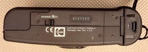 Kodak KE20 Easyload 35mm Film Camera in Working Condition