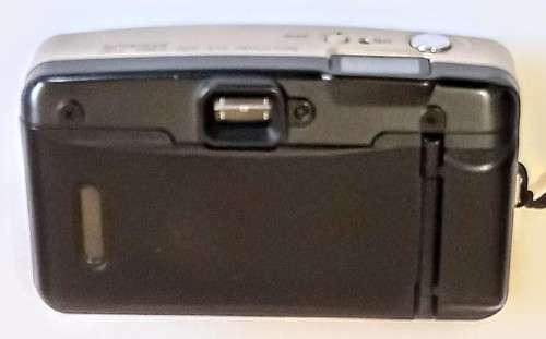 Samsung Maxima 33S AF 35mm Film Camera in Working Condition
