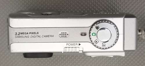 Samsung Digimax 360. 3.2 Megapixel Digital Camera in Working Condition