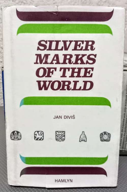 Silver Marks of the World. Hardcover. 1977. 19.5cm x 12.5cm