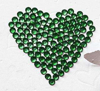 100PCS 2MM ROUND RHINESTONES FOR NAIL ART & CRAFTS - EMERALD GREEN