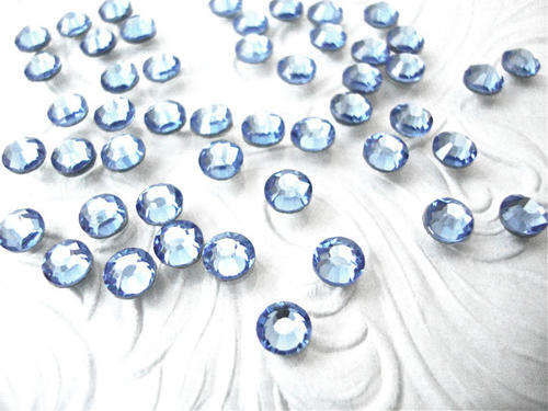 HOT-FIX ss10 3mm IRON ON CRYSTAL RHINESTONES - LIGHT SAPPHIRE