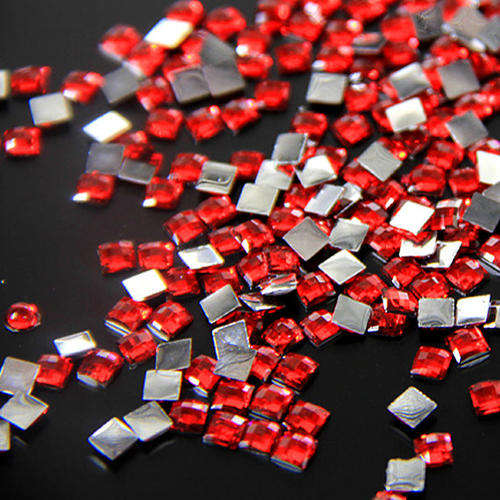 100PCS 2 * 2MM SQUARE RHINESTONES FOR NAIL ART & CRAFTS - RED