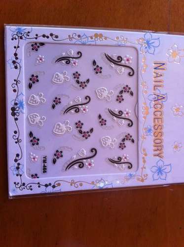 NAIL ART