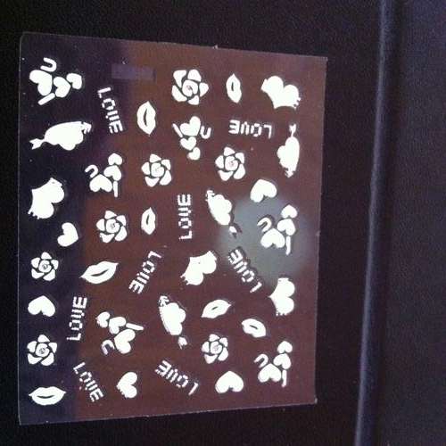 NAIL ART